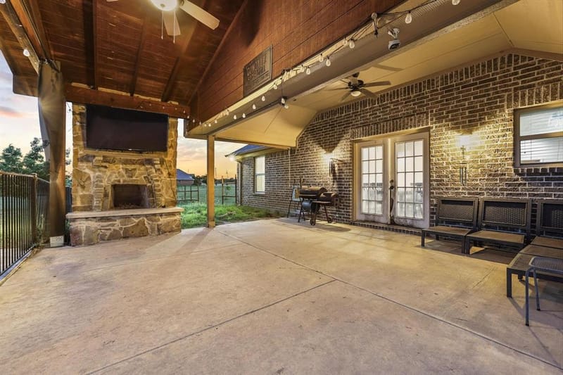 460 County Road 4421, Trenton TX 75490 - Photo 7