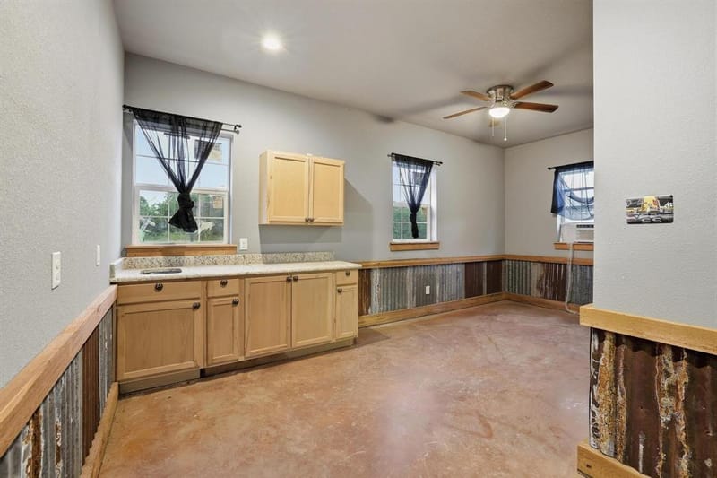 460 County Road 4421, Trenton TX 75490 - Photo 34