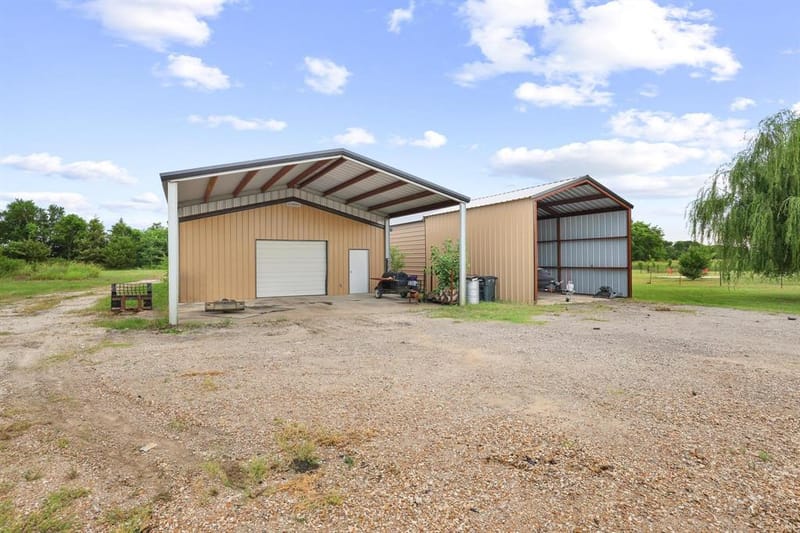 460 County Road 4421, Trenton TX 75490 - Photo 33