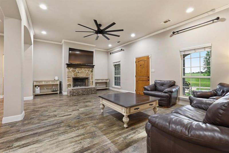 460 County Road 4421, Trenton TX 75490 - Photo 11