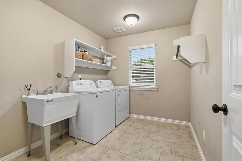 460 County Road 4421, Trenton TX 75490 - Photo 29