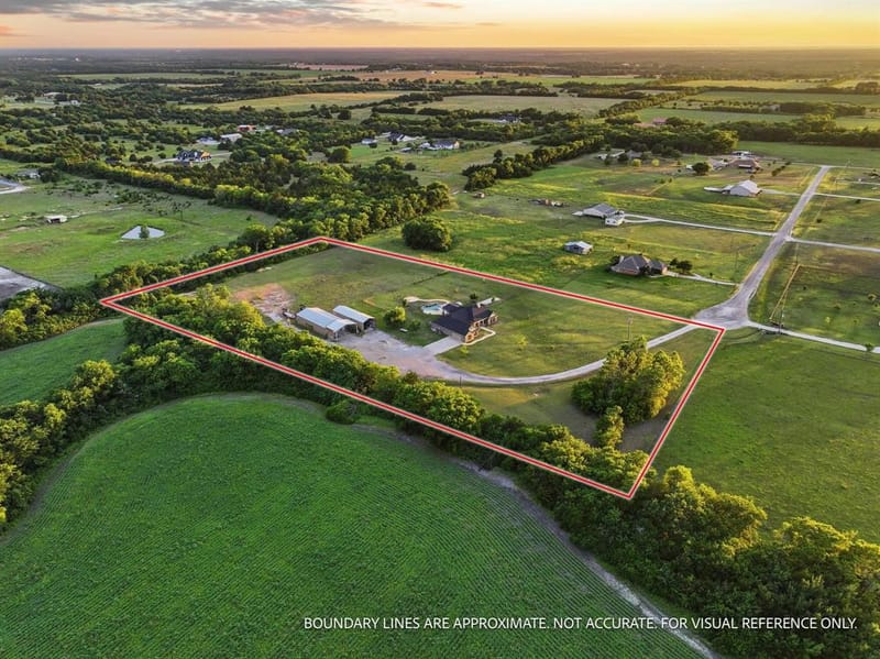 460 County Road 4421, Trenton TX 75490 - Photo 4