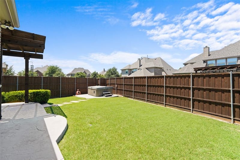8747 Kelvington Drive, Frisco TX 75035 - Photo 31