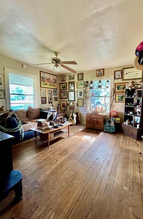 514 W Roosevelt Avenue, Whitney TX 76692 - Photo 14
