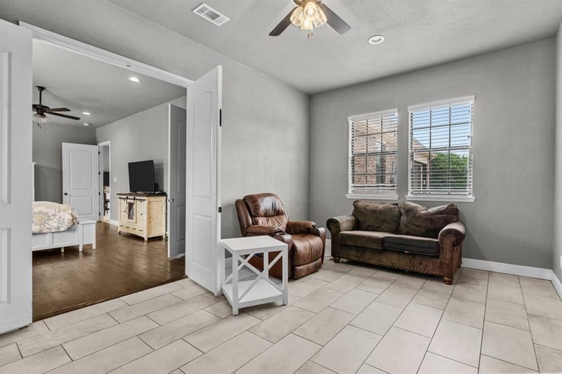 7348 Brady Oaks Drive, Fort Worth TX 76135 - Photo 12