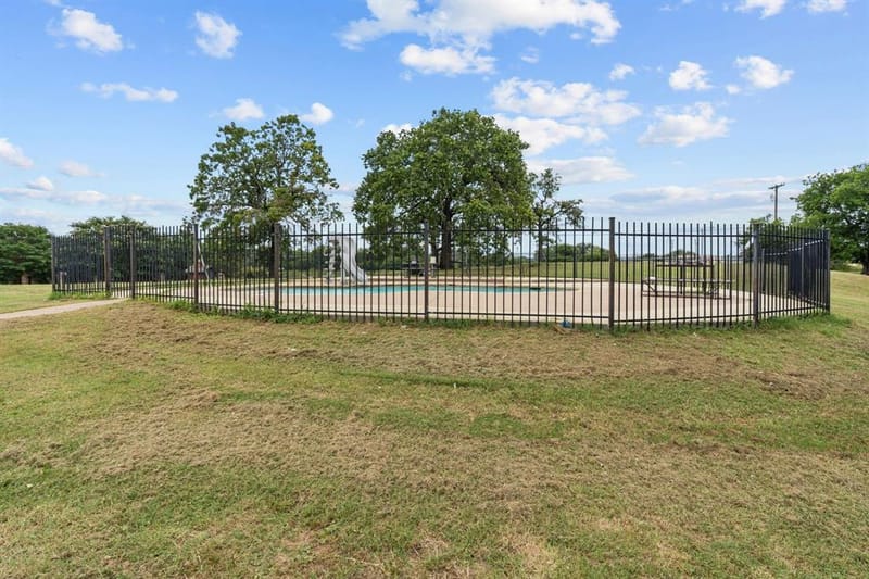 7348 Brady Oaks Drive, Fort Worth TX 76135 - Photo 22