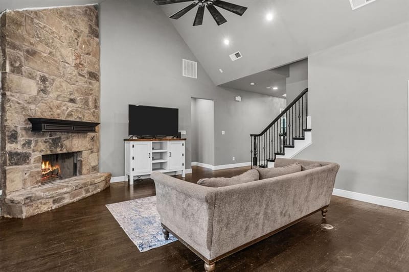 7348 Brady Oaks Drive, Fort Worth TX 76135 - Photo 5