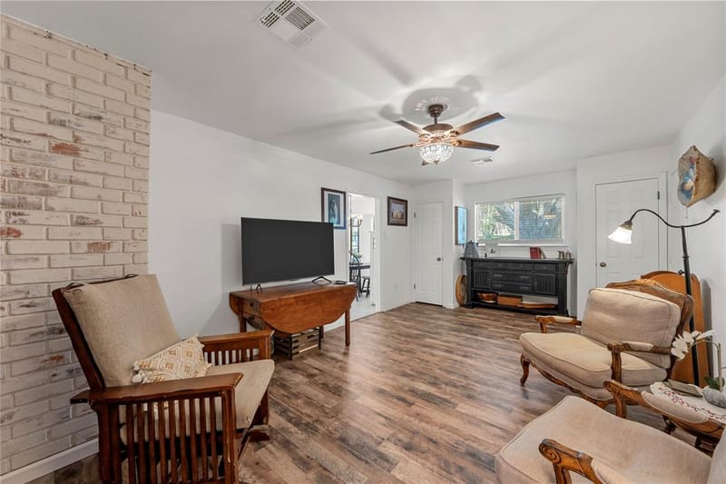 4325 Green Point Drive, Waco TX 76710 - Photo 8