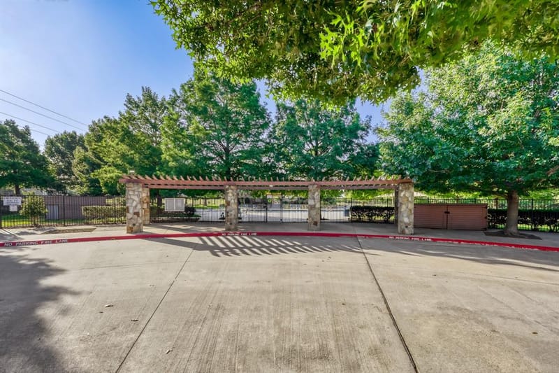 10096 Drawbridge Drive, Frisco TX 75035 - Photo 35