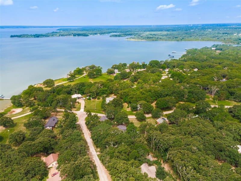 200 Lakeside Drive, West Tawakoni TX 75474 - Photo 2