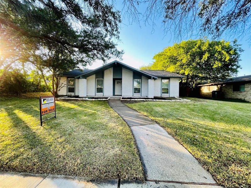 1517 west spring creek Parkway, Plano TX 75023