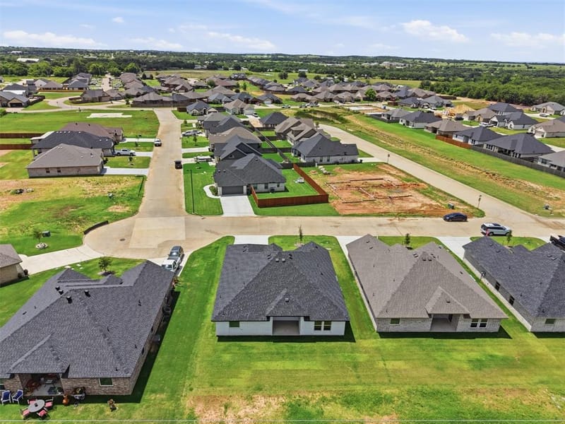 1354 Oleander Drive, Tolar TX 76476 - Photo 37
