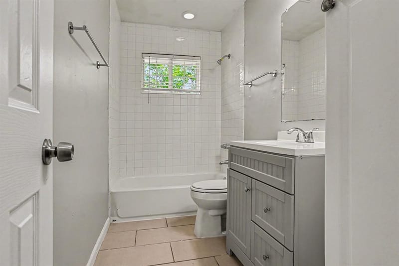 1125 Waweenoc Avenue, Dallas TX 75216 - Photo 19