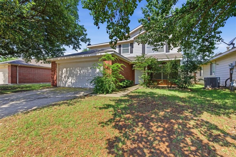 2313 Southway, Denton TX 76207 - Photo 2