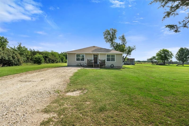 3727 SW County Road 1160, Corsicana TX 75110 - Photo 31