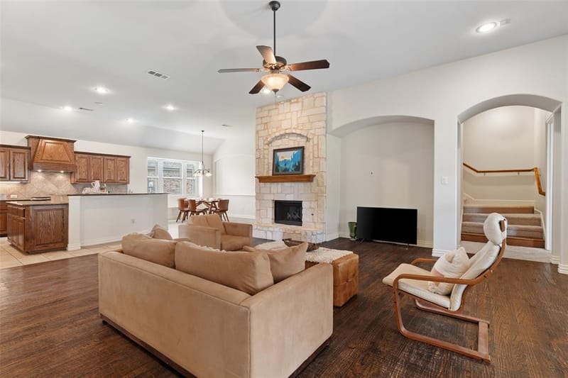 285 Talbot Lane, Sunnyvale TX 75182 - Photo 6