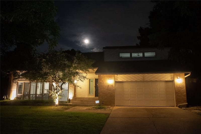 314 Santa Clara Street, Irving TX 75062 - Photo 5