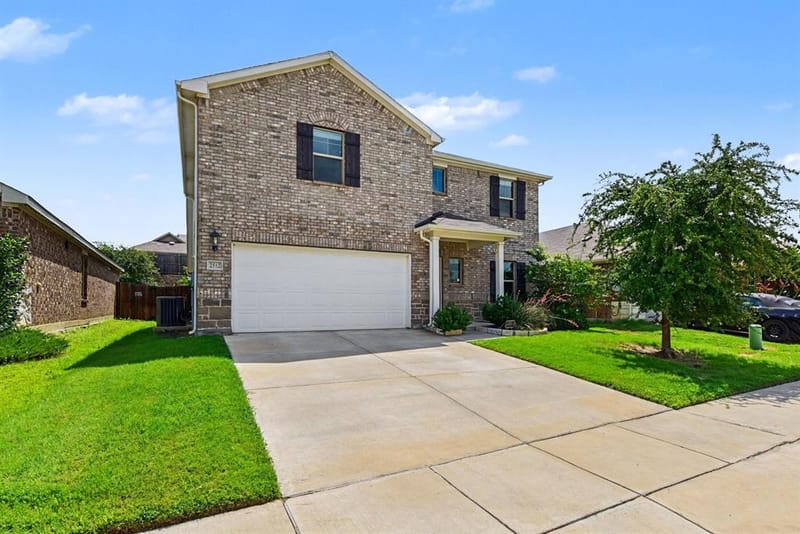 2512 Real Quiet Drive, Forney TX 75126 - Photo 2