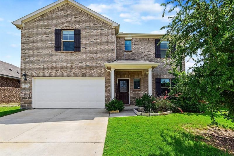 2512 Real Quiet Drive, Forney TX 75126