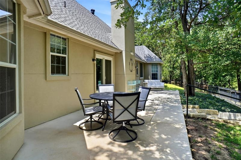 102 Manders Court, Runaway Bay TX 76426 - Photo 32