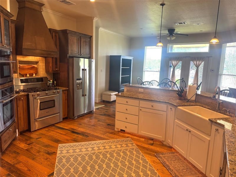 6670 Green Valley Circle, Aubrey TX 76227 - Photo 8