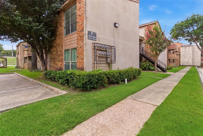 8110 Skillman Street # 1034, Dallas TX 75231 - Photo 36