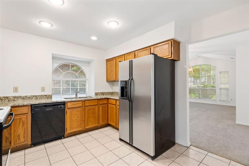 3208 Hickory Court, Bedford TX 76021 - Photo 6
