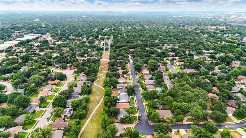 3208 Hickory Court, Bedford TX 76021 - Photo 18