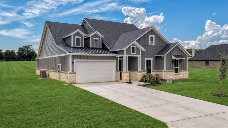 1040 Salvation Drive, Weatherford TX 76088 - Photo 2