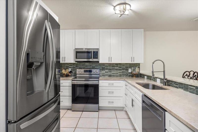 4407 Overlook Court, Granbury TX 76049 - Photo 8