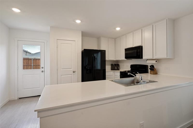 221 Ashbrook Street, Little Elm TX 75068 - Photo 8