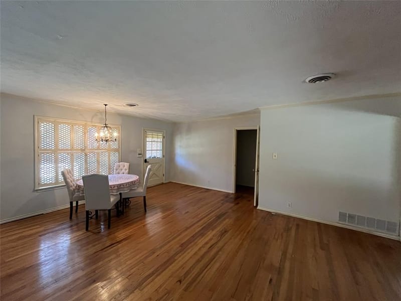 2615 Glenwood Lane, Denton TX 76209 - Photo 12