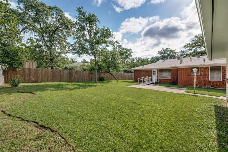 2615 Glenwood Lane, Denton TX 76209 - Photo 31
