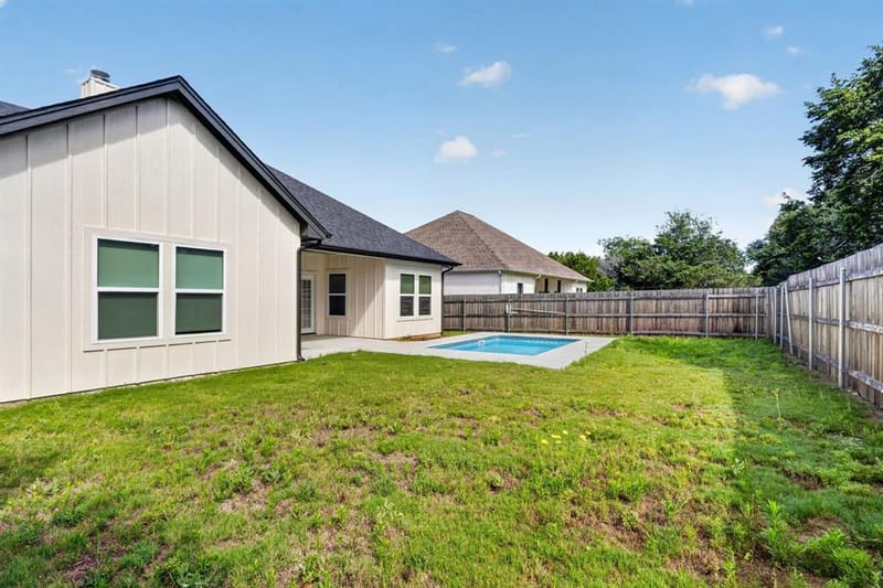 4825 Wichita Street, Granbury TX 76048 - Photo 34