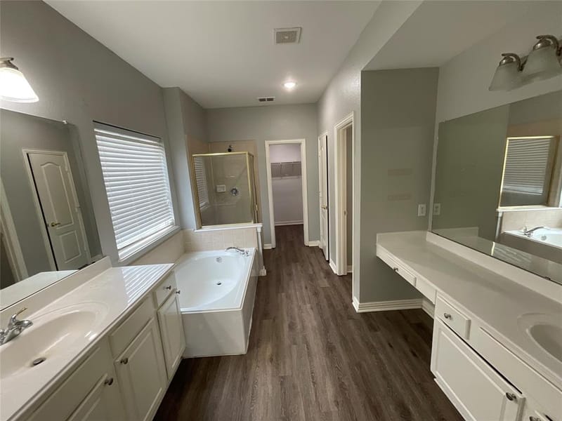 1055 Heathrow Drive, Frisco TX 75036 - Photo 9