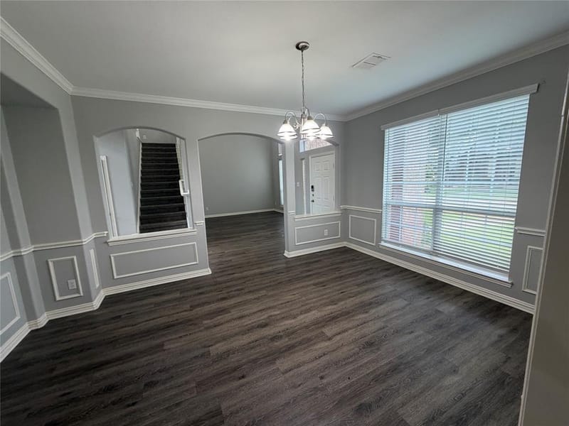 1055 Heathrow Drive, Frisco TX 75036 - Photo 4