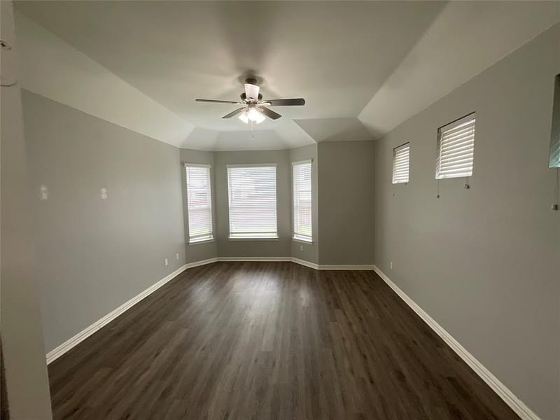 1055 Heathrow Drive, Frisco TX 75036 - Photo 8