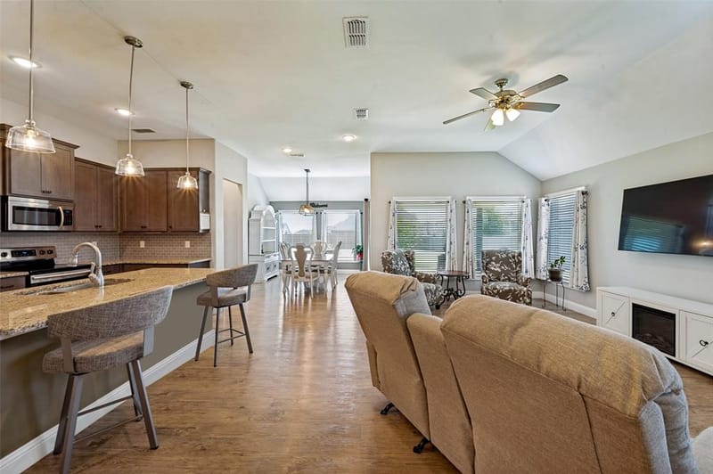116 Kens Court, Pilot Point TX 76258 - Photo 6