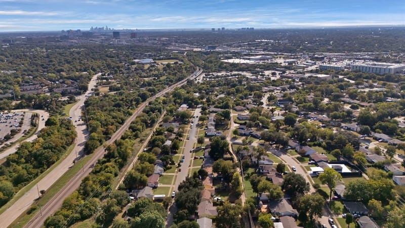 12135 Oberlin Drive, Dallas TX 75243 - Photo 28