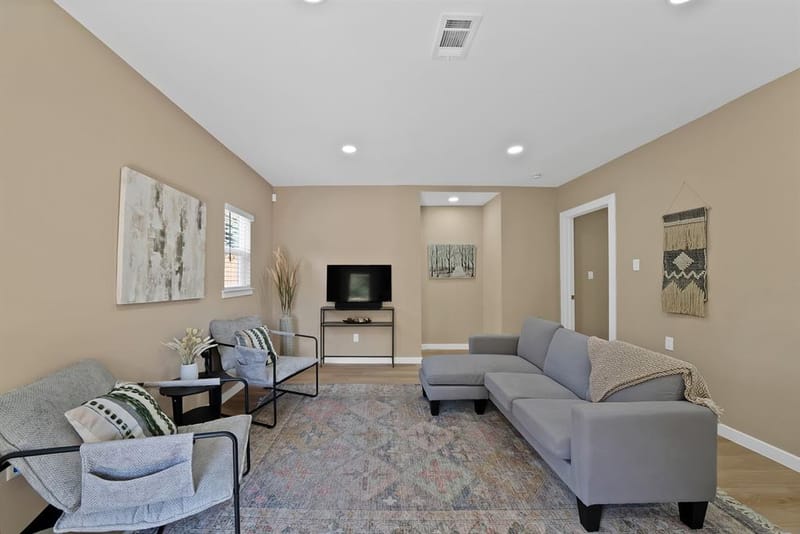 12135 Oberlin Drive, Dallas TX 75243 - Photo 10