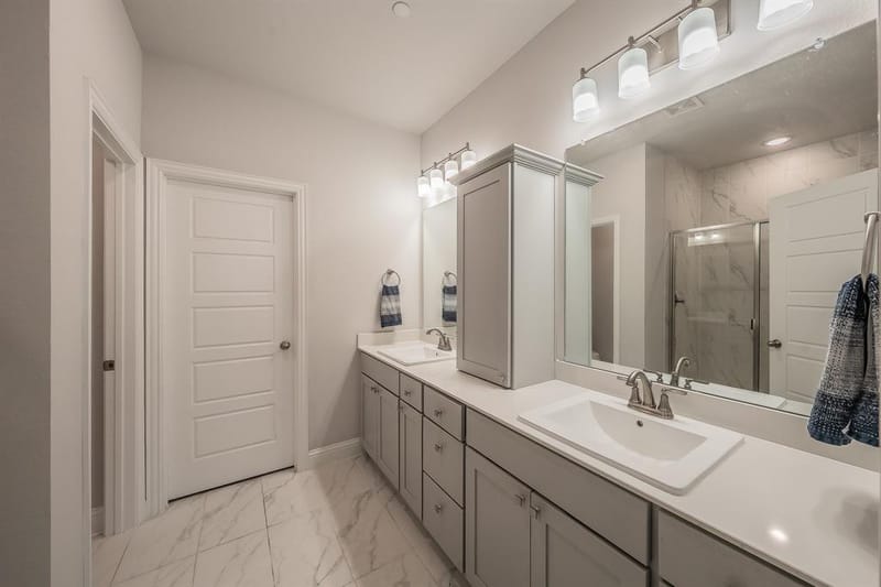 12933 Couture Drive, Farmers Branch TX 75234 - Photo 13