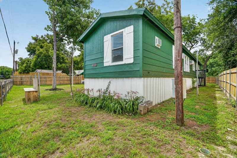 5469 Lake Granbury Trail, Granbury TX 76048 - Photo 26