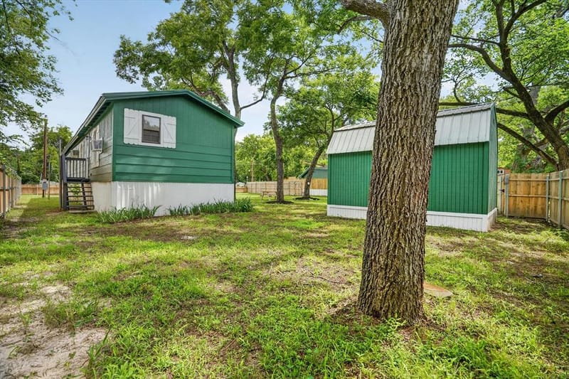 5469 Lake Granbury Trail, Granbury TX 76048 - Photo 25