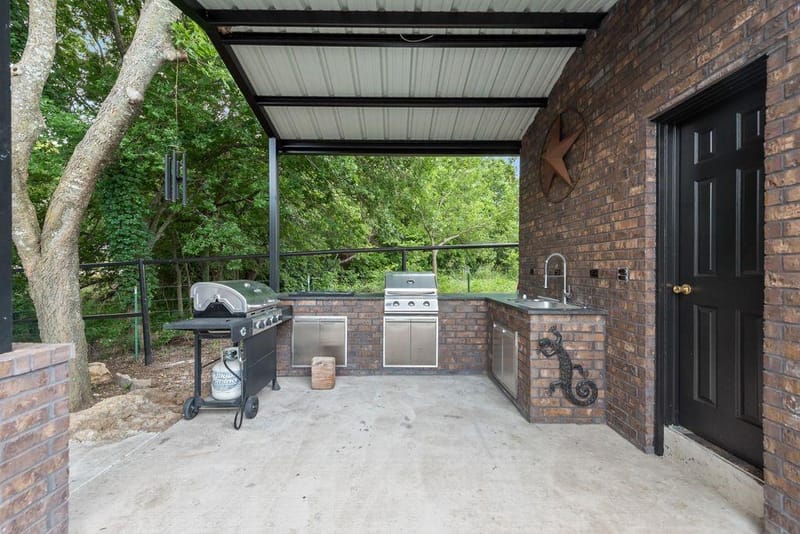 11167 Plainview Road, Krum TX 76249 - Photo 36