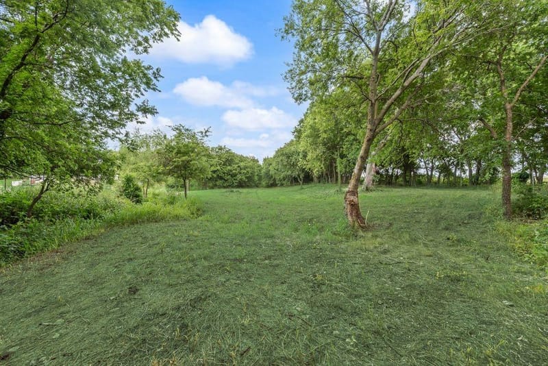 11167 Plainview Road, Krum TX 76249 - Photo 40