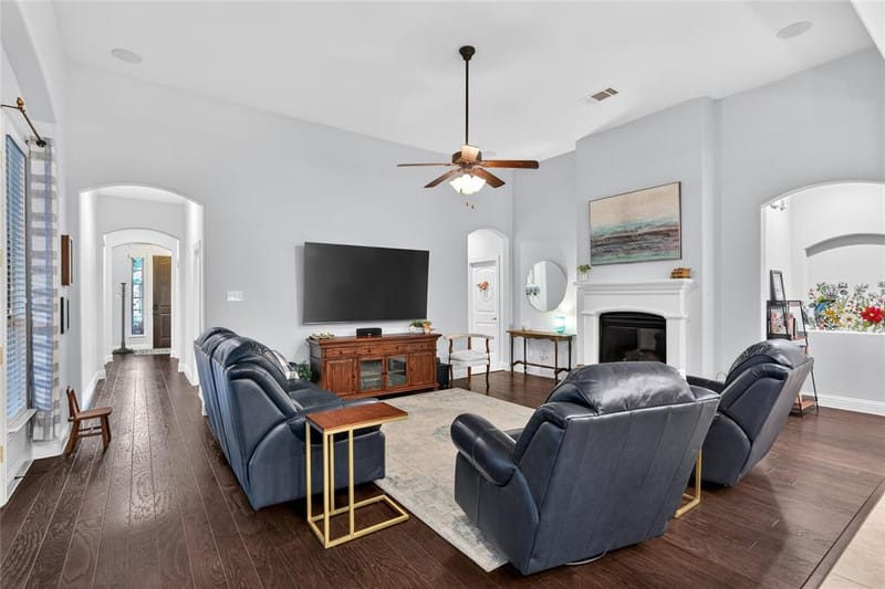 10909 Smithville Place, McKinney TX 75071 - Photo 10