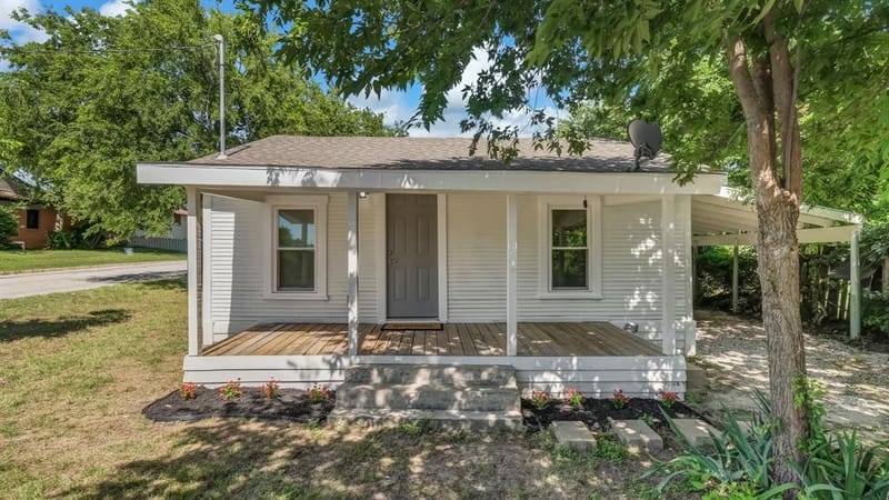 1220 N Rusk Street, Weatherford TX 76086 - Photo 3