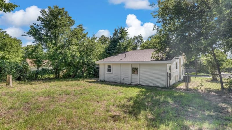 1220 N Rusk Street, Weatherford TX 76086 - Photo 30