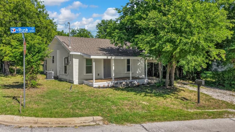 1220 N Rusk Street, Weatherford TX 76086 - Photo 34