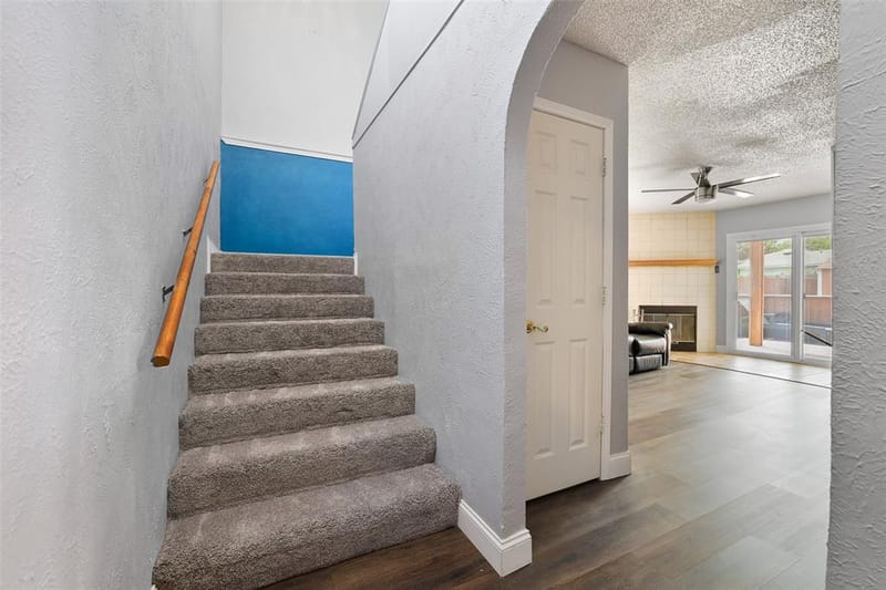 204 E Avenue D, Garland TX 75040 - Photo 12